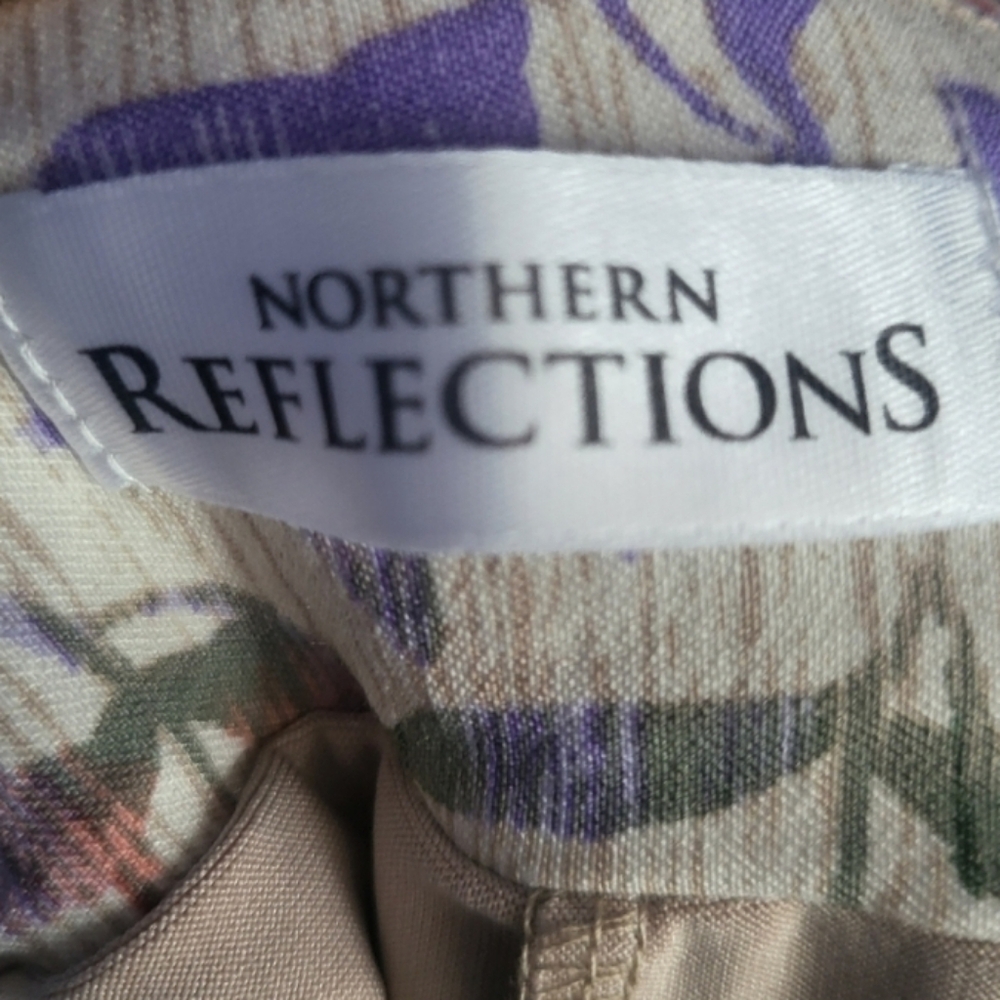 Northern Reflections Women's Floral Skort - Purple, Red, Green - Picture 5 of 5